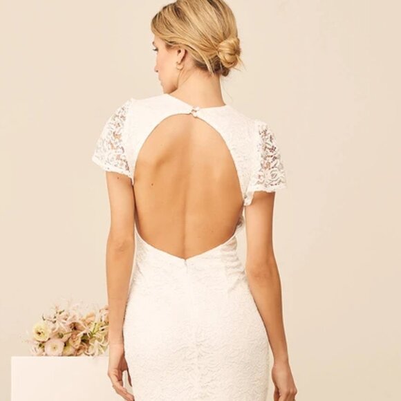 Lulus Your Hand in Mine White Lace Flutter Sleeve Maxi Dress. Size S - Picture 4 of 15